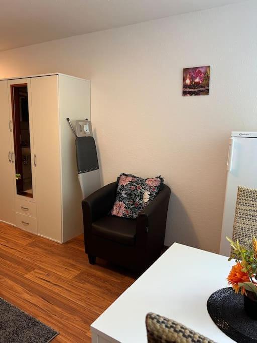 Apartment Am Stuttgarter Flughafen / Messe لينفلدن اشتردين المظهر الخارجي الصورة